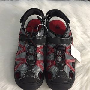 Kids Sandals/Watershoes Route 66 size 4 red